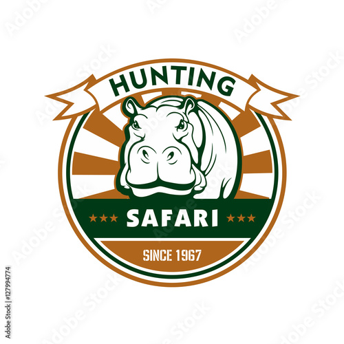 Hunting sport and african safari round badge