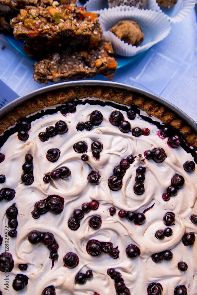 Puff pastry berry pie
