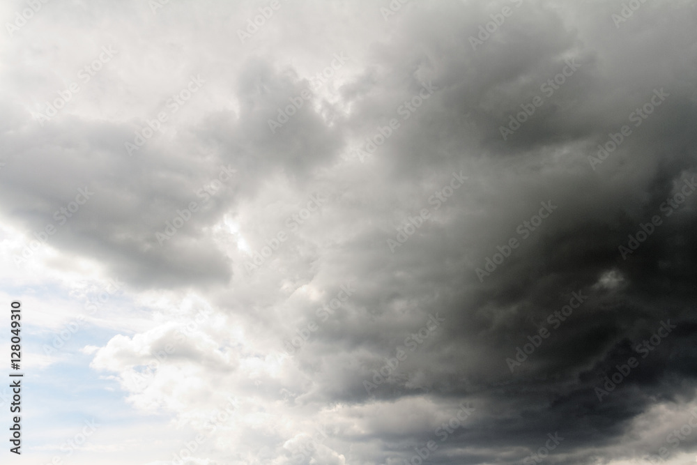 Fototapeta premium Dark storm clouds