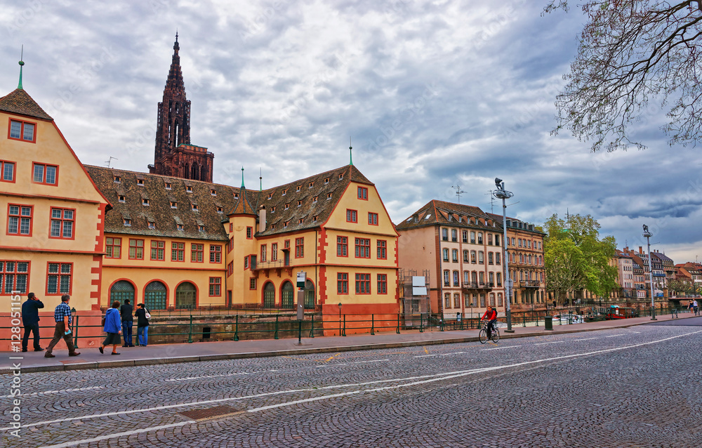 Obraz premium Historical Museum and Cathedral of Notre Dame of Strasbourg France
