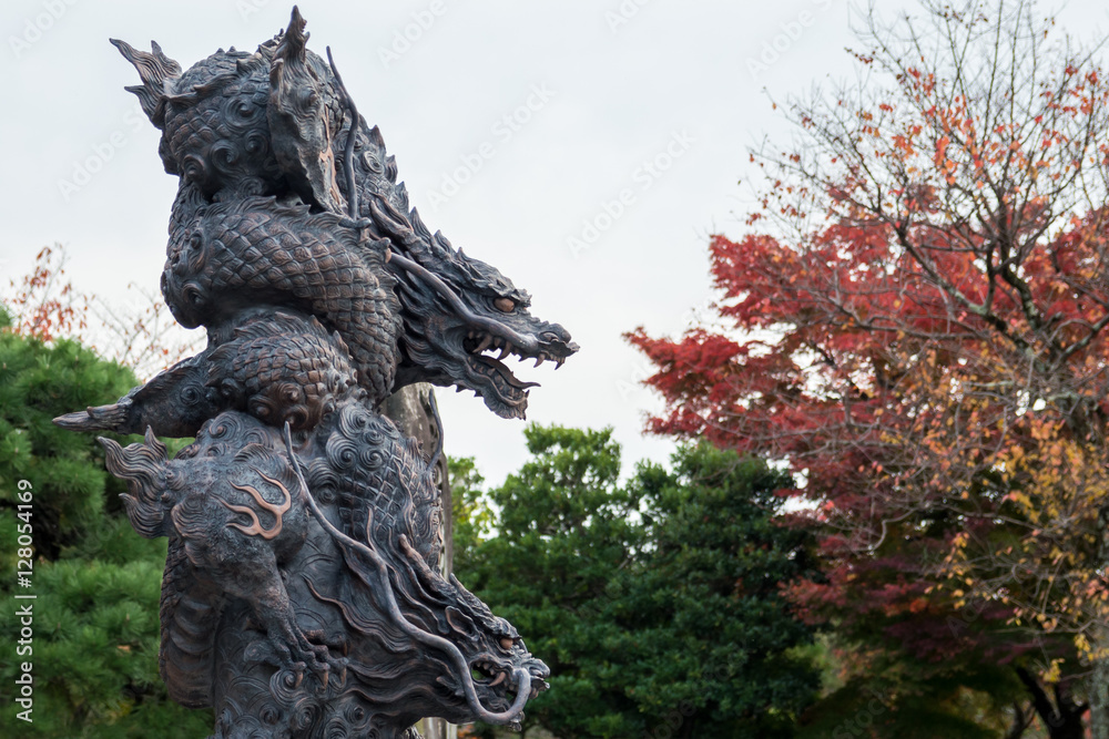 Fototapeta premium Japanese Dragon Stature
