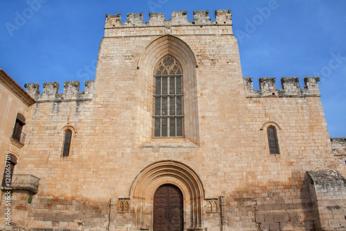 Eglise du Monastère royal de Santes Creus, Catalogne, Espagne,  © guitou60