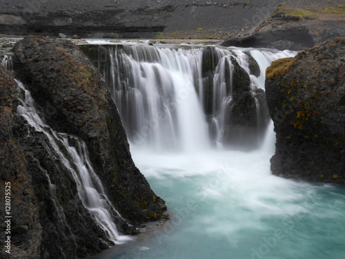 Der Wasserfall Sig  ldufoss im Hochland von Island