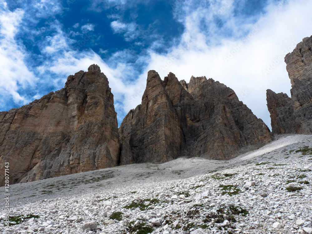 Fototapeta premium Tre Cime Di Lavaredo surroundings, Dolomites mountains, Italy