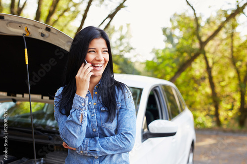 Принти на полотні Happy woman calling someone for help