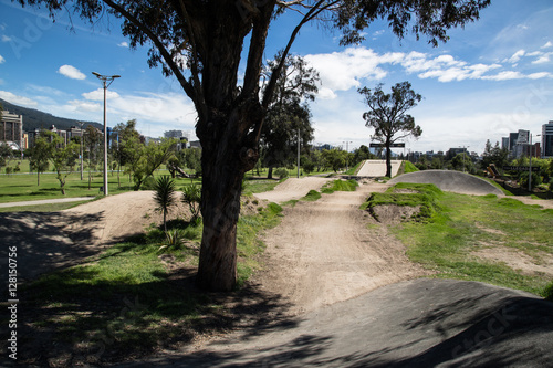 BMX-Rennstrecke im Park La Carolina; Race track in the park La Carolina; Quito, Ecuador  photo