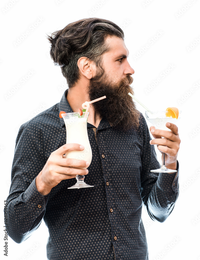 Fototapeta premium bearded man with nonalcoholic cocktails