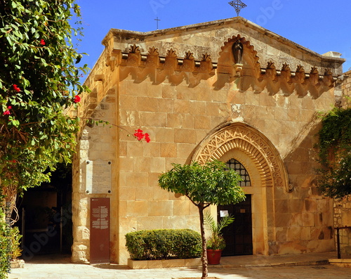 Jerusalem - Geißelungskapelle an der 2. Station der Via Dolorosa; hier nimmt Jesus das Kreuz in Empfang photo