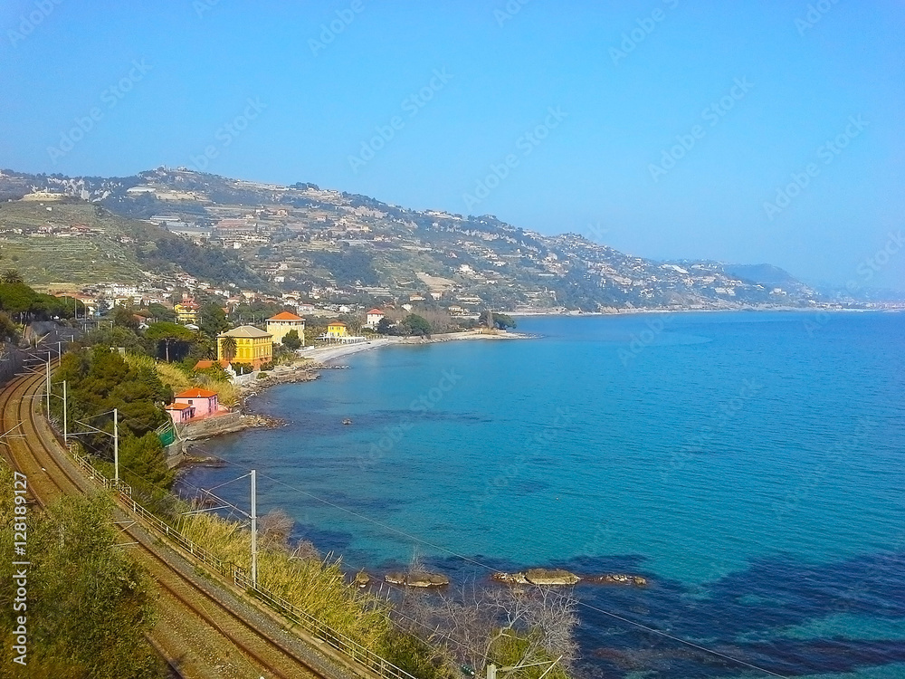 Obraz premium view of the Côte d'Azur Mediterranean, France