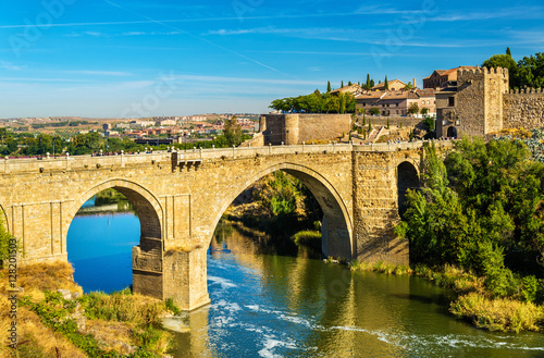 San Martin bridge in Toledo, Spain © Leonid Andronov