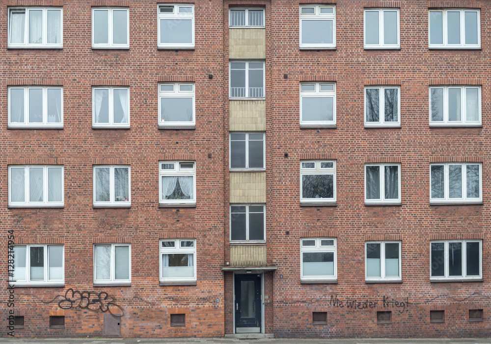 Obraz premium Fassade eines modernen Wohngebäudes in Hamburg, Deutschland