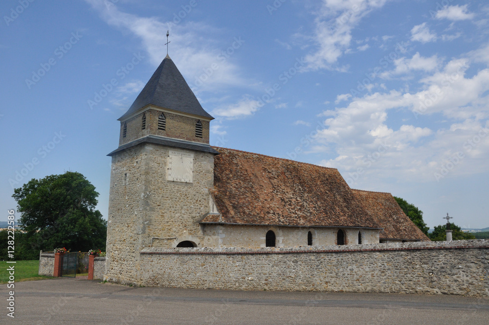 Eglise Saint-Ursin à Villers-sur-le-Roule (Eure)