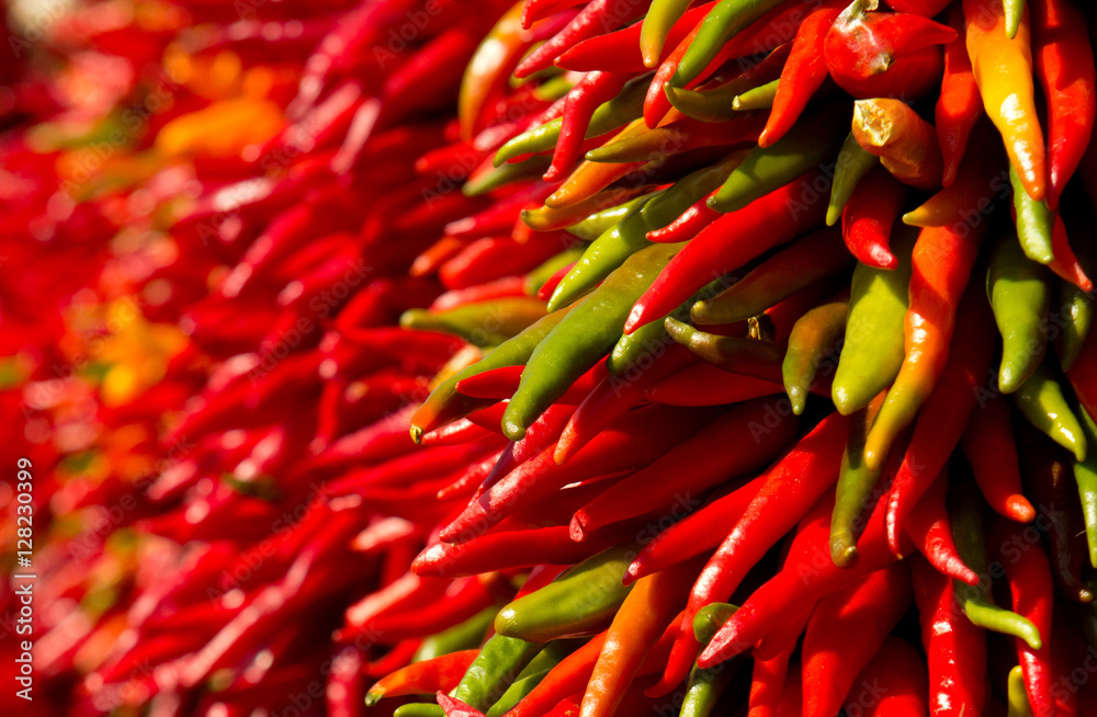 chiles red and green