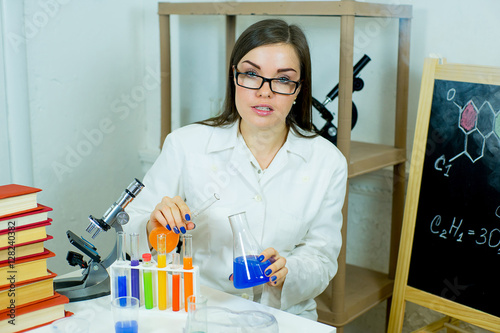 woman scientist doctor making science experiments