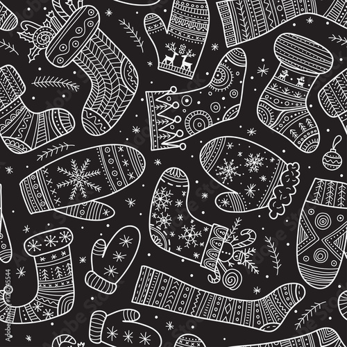 christmas boho mittens and socks  seamless pattern on dark backg