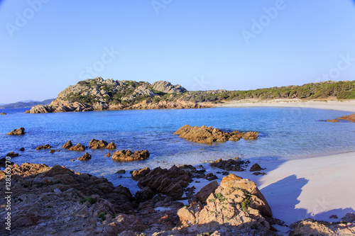 Arcipelago della Maddalena, la meravigliosa Sardegna e la spiaggia rosa.