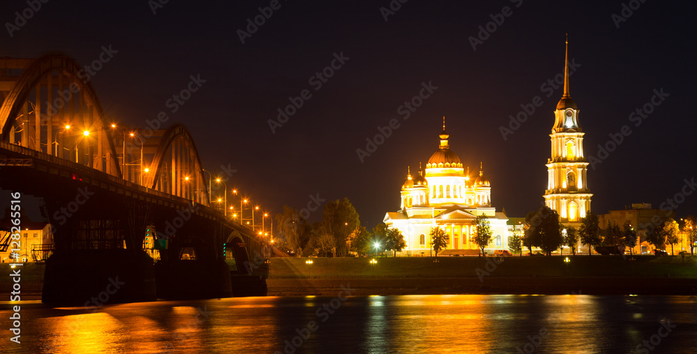 Fototapeta premium transfiguration cathedral and motor bridge rybinsk night