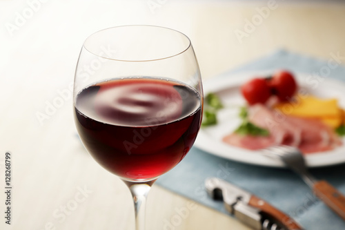                          Red wine image