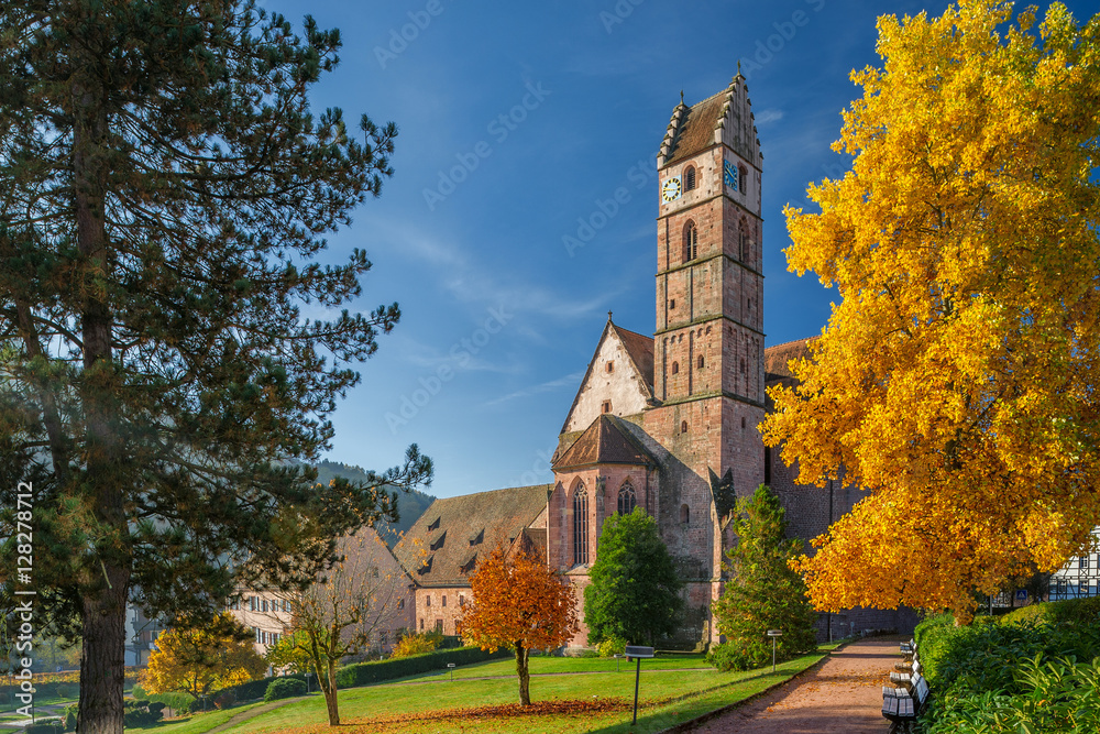 Kloster Alpisbach im Herbst