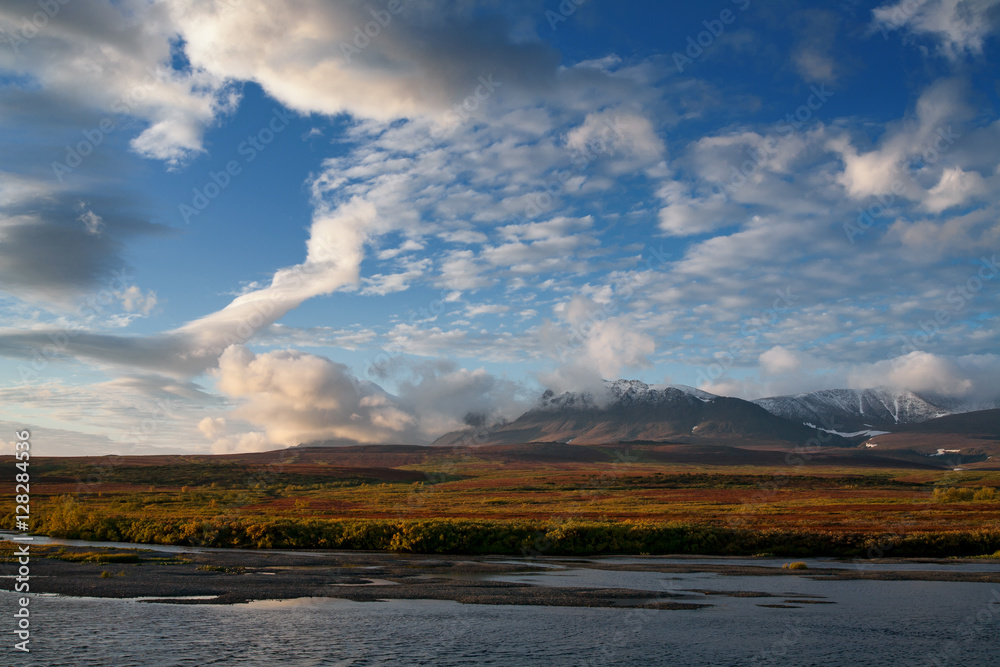 Fotografie Beautiful clouds over the mountains autumn