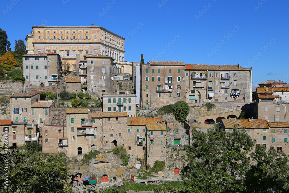 A visit at Villa Farnese (in italian Palazzo Farnese), a massive Renaissance and Mannerist