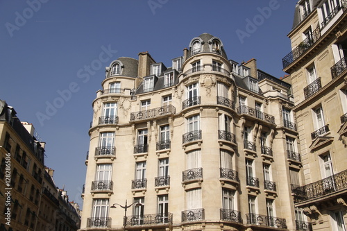 Immeuble ancien    Paris