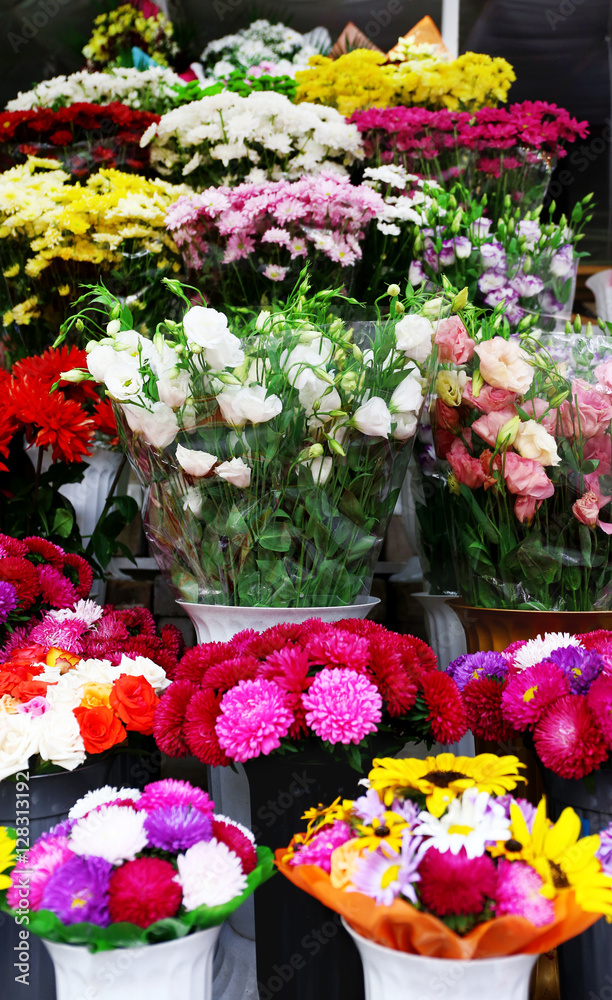 Fototapeta premium Fresh flowers on display outdoors
