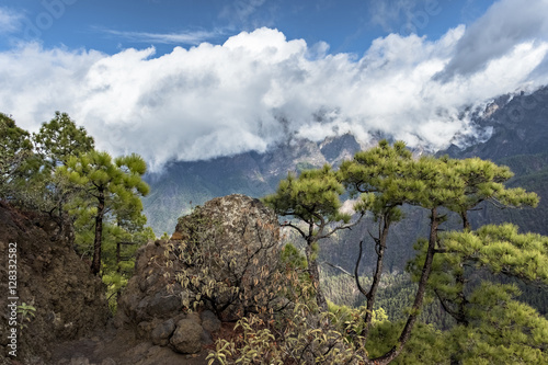 La palma cumbrecita mountains viewpoint photo