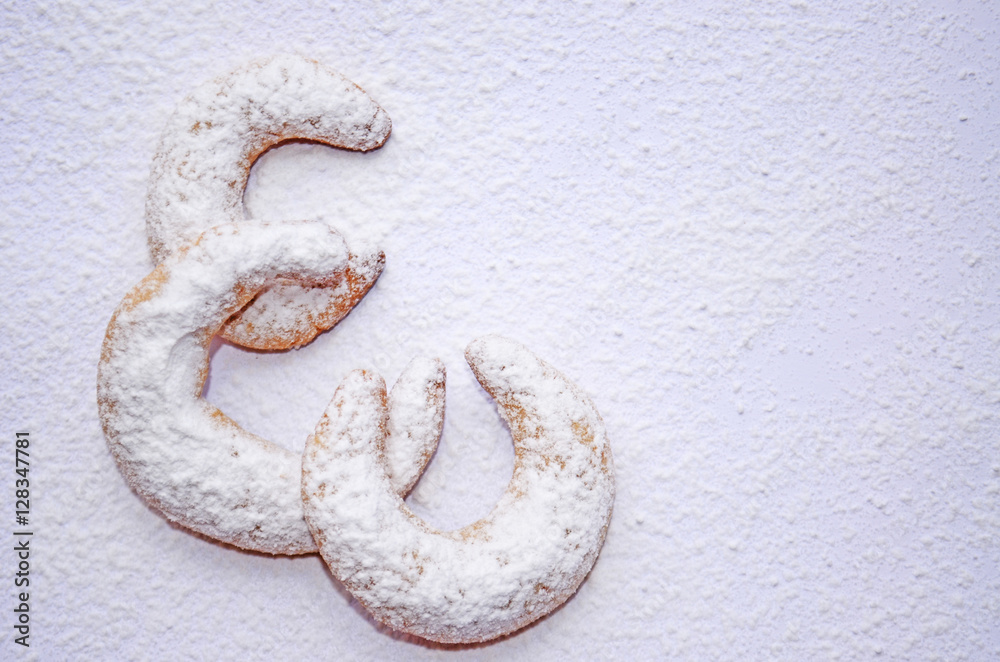 Рождественское ванильное печенье посыпанное сахарной пудрой/
Christmas cookies vanilla sprinkle with powdered sugar Рождественское ванильное печенье посыпанное сахарной пудрой/
Christmas cookies vanilla sprinkle with powdered sugar