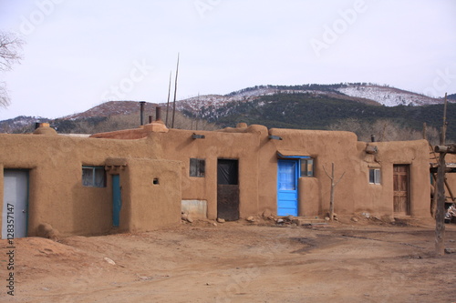 houses in Taos