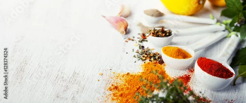 Obraz  z motywem Herbs and spices selection, close up