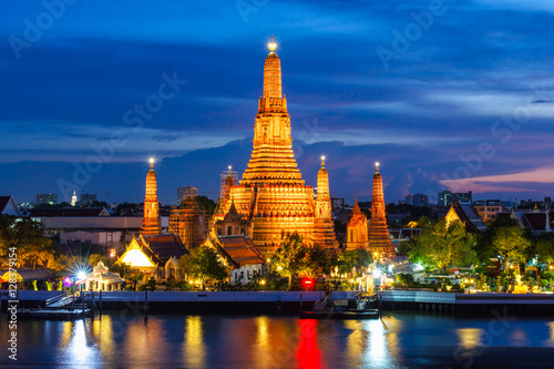 Wat Arun Buddhist religious places in twilight time
