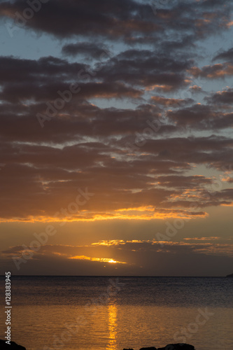 Sunset on the ocean coast. Sky Fiji © anatoliil