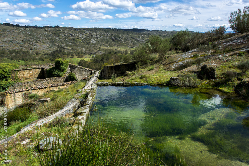 Reservoir for monastery at Quinta da Madalena, Portugal
