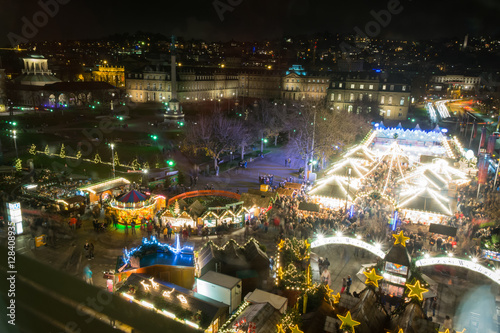Fototapeta Naklejka Na Ścianę i Meble -  Stuttgart Weihnachtsmarkt Schlossplatz 2016 Christmas Market Nig