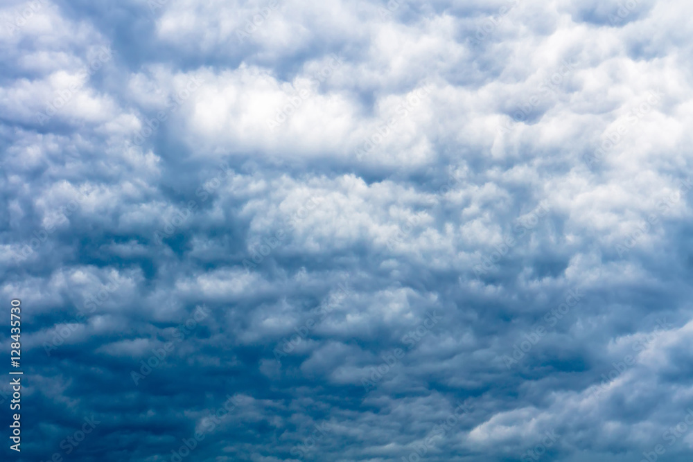 Obraz premium Ominous Grey Storm Clouds Filtered