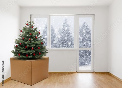 Christbaum im Zimmer