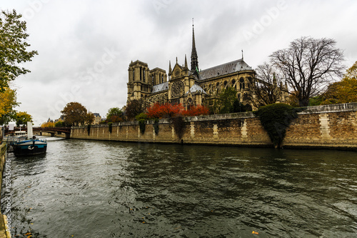 Picturesque cityscape of Seine and Cathedral of Notre Dame de Pa