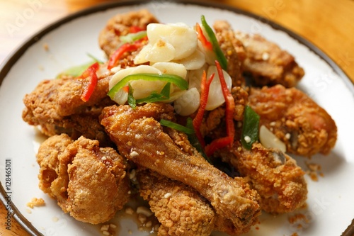 garlic chicken, 마늘치킨, maneul chicken