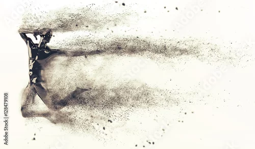 Obraz Abstrakcjonistyczny czarny plastikowy ludzkiego ciała manekin z rozrzucać cząsteczki nad białym tłem. Skacząca akcja. Ilustracja renderowania 3D