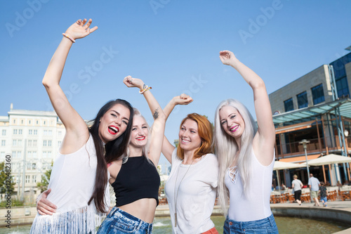 girls cheering