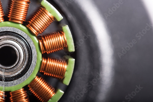 Detailed top view of motor armature