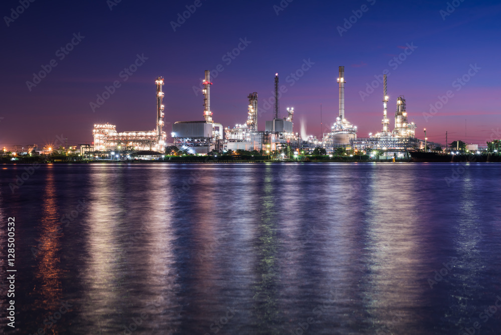 oil and gas refinery petrochemical factory