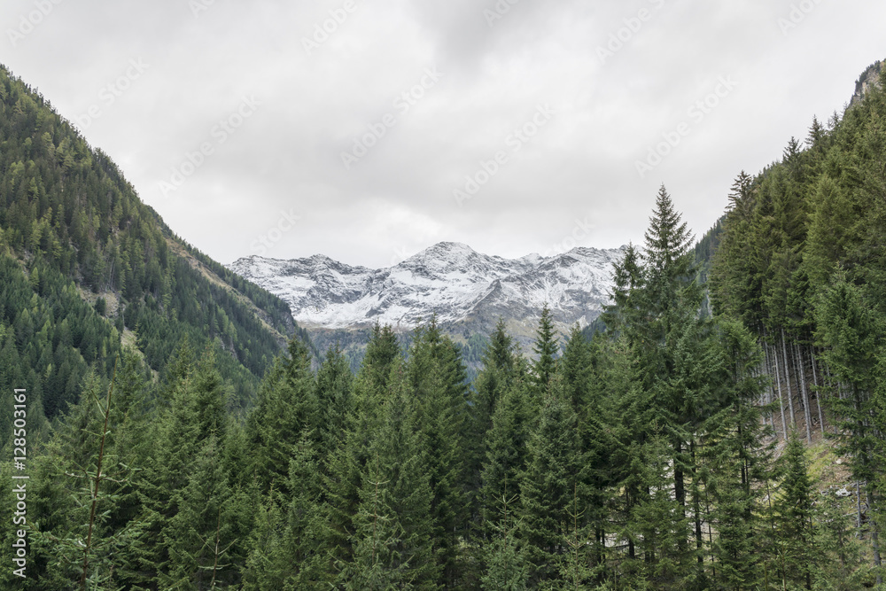 Lessachtal im Lungau mit Blick auf die Berge