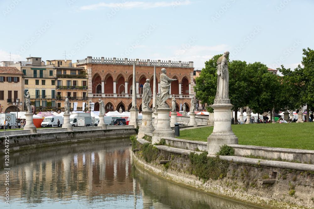 Lodge Amulea in the Great piazza of Prato della Valle also known as Ca' Duodo Palazzo Zacco in Padua, Italy