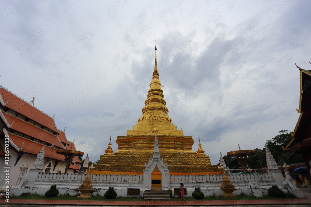 Fototapeta premium Wat Phra That Chae Haeng Temple in Nan,Thailand