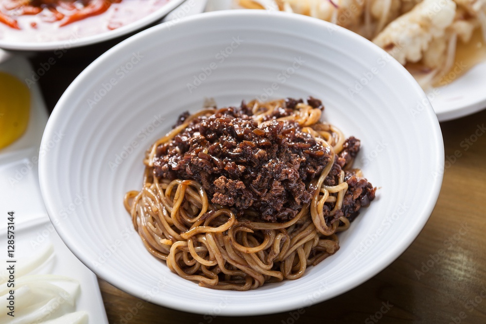 black-bean-sauce noodles,유니짜장, uni zhajjang black-bean-sauce noodles,유니짜장, uni zhajjang