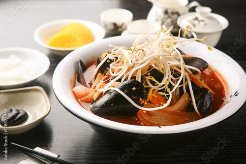 짬뽕, jjamppong, Chinese-style noodles with vegetables and seafood,seafood jjamppong