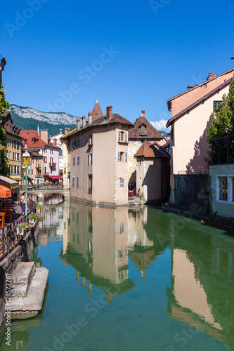 old town with canal, Annecy, France © Ekaterina Elagina