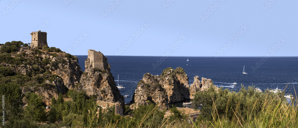 sicily rocky coastiline